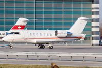OE-IDV @ LOWW - CL-604 - by Andy Graf-VAP