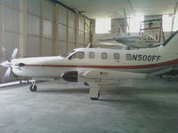 N500FF @ LFPN - Socata TBM 700