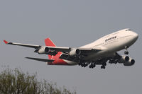 VH-OJQ @ EGLL - Qantas