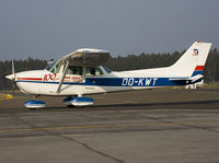 OO-CNW @ EBSP - Taxiing to the hangar after refueling. - by Philippe Bleus