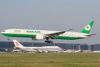 B-16707 @ LOWW - Eva Air 777-300 - by Andy Graf-VAP