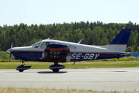 SE-GBY @ ESKB - Piper PA-28-151 Cherokee Warrior [28-7515027] Stockholm-Barkarby~SE 07/06/2008