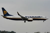EI-EBT @ EIDW - Ryanair - by Chris Hall