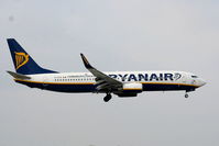 EI-DYR @ EIDW - Ryanair - by Chris Hall