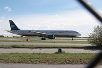 N197UW photo, click to enlarge