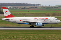 OE-LDC @ VIE - Austrian Airlines - by Chris Jilli