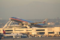 N689AA photo, click to enlarge