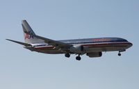 N906AN @ MIA - American 737-800 - by Florida Metal