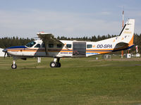 OO-SPA @ EBSP - Taxiing  down to rwy 05 with a lot of skydivers aboard.