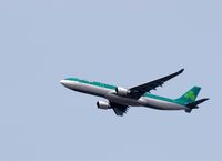 EI-ELA - Flying over Mineola, NY, going to a landing at JFK - by gbmax
