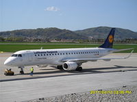D-AECI @ LOWG - Starting the engines