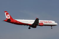 D-ABCB @ EDDL - Air Berlin - by Air-Micha