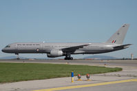 NZ7571 @ LOWW - New Zealand Air Force Boeing 757-200 - by Dietmar Schreiber - VAP