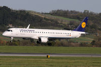 D-AEBF @ VIE - Lufthansa Regional - by Chris Jilli