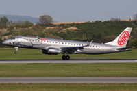 OE-IHF @ VIE - NIKI - by Chris Jilli