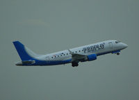 OE-LMK @ LOWW - People's Viennaline Embraer 170 - by Thomas Ranner