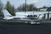 N985KA @ I19 - 68 C172K