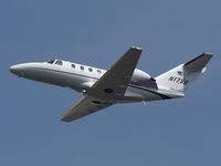 N17VB @ KPHL - Leaving Philly