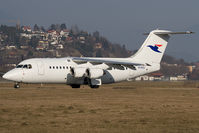 OY-RCD @ LOWI - Atlantic Airways Bae146 - by Andy Graf-VAP