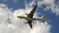 F-GRHP @ LFPO - Airbus A319-111 landing runway 26