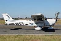 VH-EUE @ YSHT - YSHT/SHT - by Nick Dean