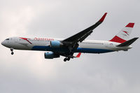 OE-LAE @ VIE - Austrian Airlines - by Chris Jilli