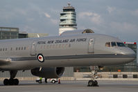 NZ7571 @ LOWW - New Zealand Air Force Boeing 757-200 - by Dietmar Schreiber - VAP