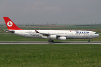 TC-JDM @ VIE - Turkish Airlines