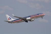 N859NN @ KFLL - Boeing 737-800 - by Mark Pasqualino