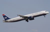 N536UW @ KFLL - Airbus A321 - by Mark Pasqualino
