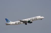 N175HQ @ KFLL - ERJ 190-100 IGW