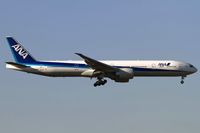 JA786A @ EDDF - on final