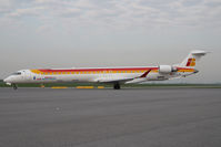 EC-LJR @ LOWW - Air Nostrum Regionaljet 1000 - by Dietmar Schreiber - VAP
