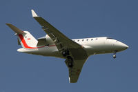 HB-JGT @ EDDS - Short final on rwy 07