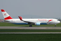 OE-LAT @ VIE - Austrian Airlines - by Joker767