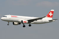 HB-IJH @ VIE - Swiss - by Chris Jilli