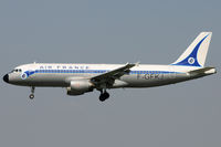 F-GFKJ @ VIE - Air France - by Chris Jilli