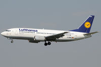 D-ABWH @ VIE - Lufthansa - by Chris Jilli