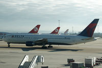 N189DN @ LEMD - Taxing at Madrid Barajas - by Daniel L. Berek