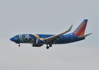 N727SW @ KLAS - Taken on final approach to McCarran International Airport in Las Vegas, Nevada.