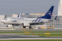 YR-BGF @ VIE - TAROM - by Chris Jilli