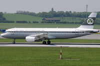 EI-DVM @ VIE - Aer Lingus - by Chris Jilli