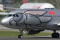 OE-LEF @ VIE - NIKI