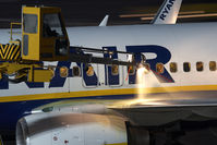 EI-DWD @ LOWS - Ryanair 737-800 - by Andy Graf-VAP