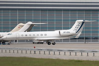 VP-CEA @ LOWW - Gulfstream 5