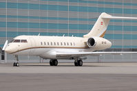 OE-IOO @ LOWW - BD700