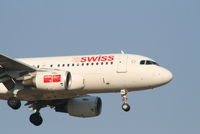 HB-IPU @ EBBR - Arrival of flight LX786 to RWY 02