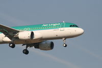 EI-DEO @ EBBR - Arrival of flight EI630 to RWY 02 - by Daniel Vanderauwera