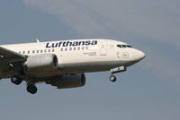 D-ABJI @ EBBR - Arrival of flight LH1008 to RWY 02