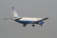 N647UA @ EBBR - Flight UA972 is descending to RWY 02
